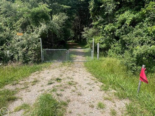 00000 Lakeshore Rd N, Palms, MI, 48465 | Card Image