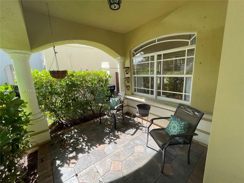 20774 Sw 90th Pl, Cutler Bay, FL, 33189-3928 | Card Image