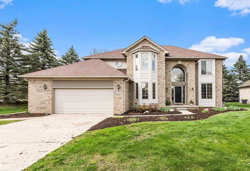 34291 W Hill Dr Drive, Chesterfield Township, MI, 48047 | Card Image