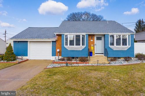 10 Intervale Rd, Hamilton, NJ, 08620-1545 | Card Image