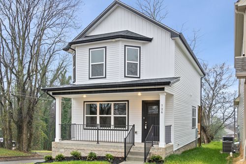 726 Perkins Ave, Clarksville, TN, 37040-4052 | Card Image