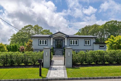 154 Mac Arthur Blvd, Hauppauge, NY, 11788-4404 | Card Image