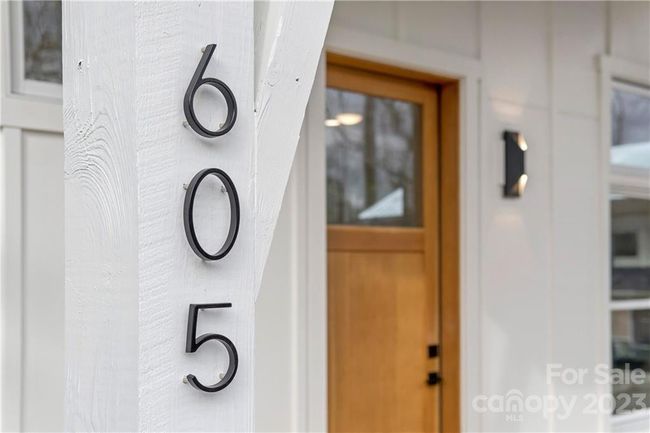 605 Hiawassee Ave, House other with 3 bedrooms, 3 bathrooms and null parking in Black Mountain NC | Image 4