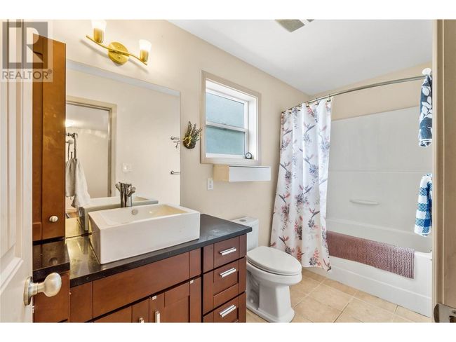 620 Hemlock St, House other with 8 bedrooms, 5 bathrooms and 2 parking in Kamloops BC | Image 18