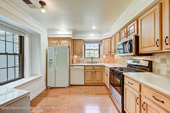 34 Balmoral Ct, Condo with 3 bedrooms, 3 bathrooms and null parking in Aberdeen NJ | Image 13