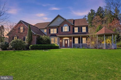 5 Glen Hollow Ct, READING, PA, 19607-9707 | Card Image