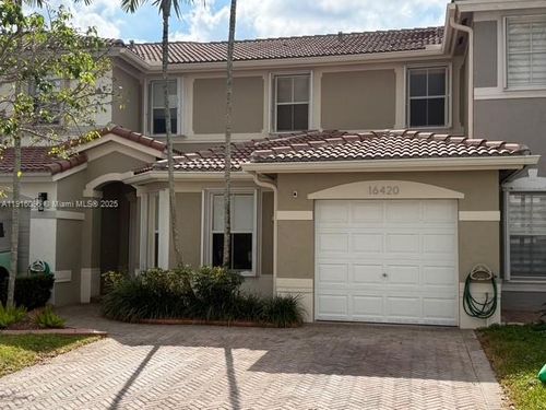 16420 Sw 48th Ter, Miami, FL, 33185-5137 | Card Image
