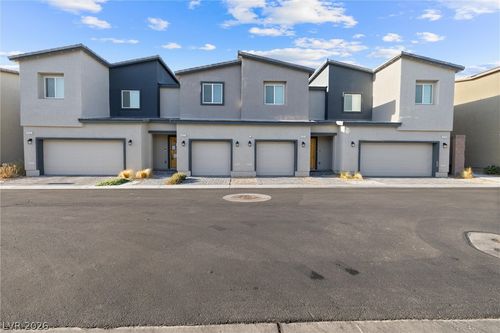 69-4117 Venus Falls Avenue, North Las Vegas, NV, 89084 | Card Image