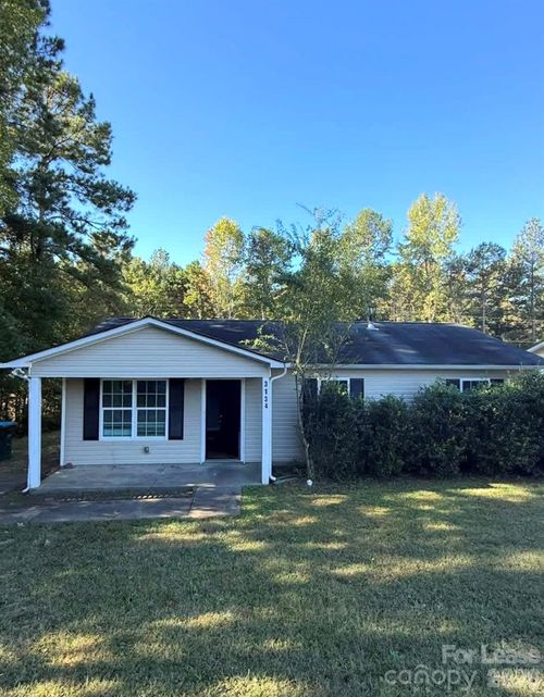 3134 Rainbow Ridge Dr, Matthews, NC, 28105-5768 | Card Image