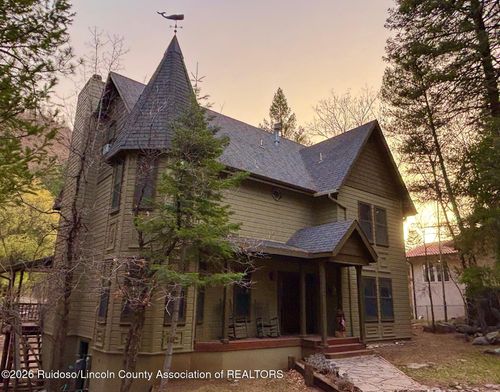 105 N Loop Rd, Ruidoso, NM, 88345-7627 | Card Image
