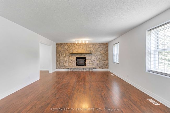 427194 25 Sideroad, House other with 8 bedrooms, 7 bathrooms and 10 parking in Mono ON | Image 6