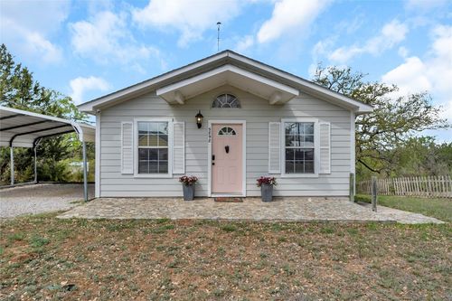 5898 River Oaks Dr, Kingsland, TX, 78639-5212 | Card Image