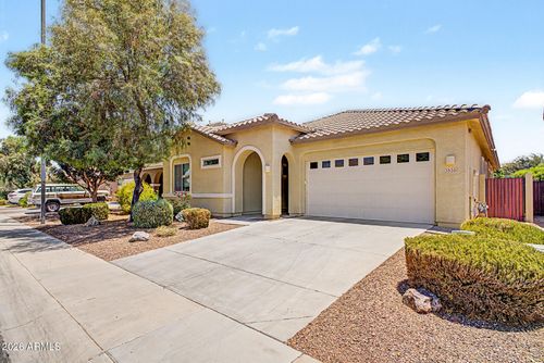 3535 E Walnut Rd, Gilbert, AZ, 85298-2239 | Card Image