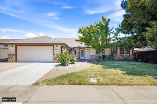 937 Northpointe Dr, Yuba City, CA, 95991-1290 | Card Image