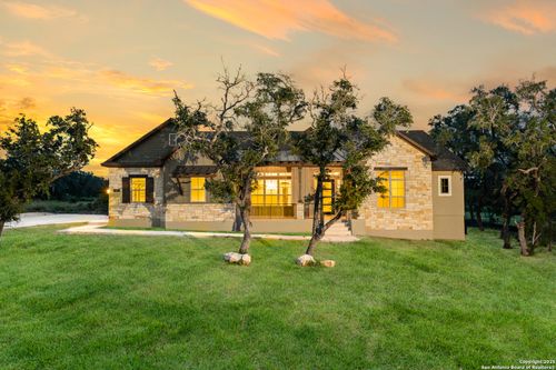 399 James Way, Castroville, TX, 78009-2254 | Card Image