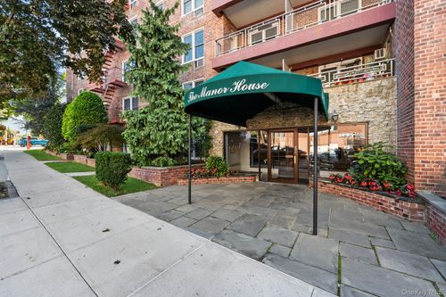 apt-6e-241 Northern Blvd, Little Neck, NY, 11362-1011 | Card Image