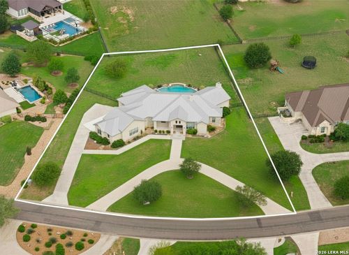 140 Entre Rios Blvd, New Braunfels, TX, 78132-3389 | Card Image