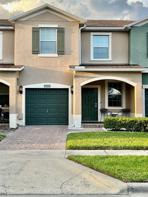 10709 Savannah Landing Cir, ORLANDO, FL, 32832-5117 | Card Image