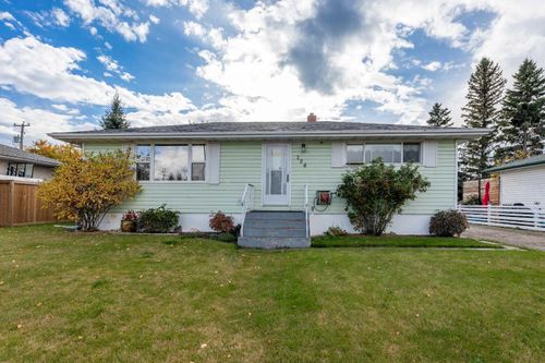 104 Fraser St, Hinton, AB, T7V1B7 | Card Image
