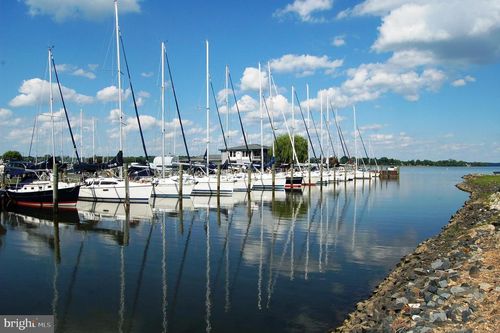 82-247 Fountain St, HAVRE DE GRACE, MD, 21078-3238 | Card Image