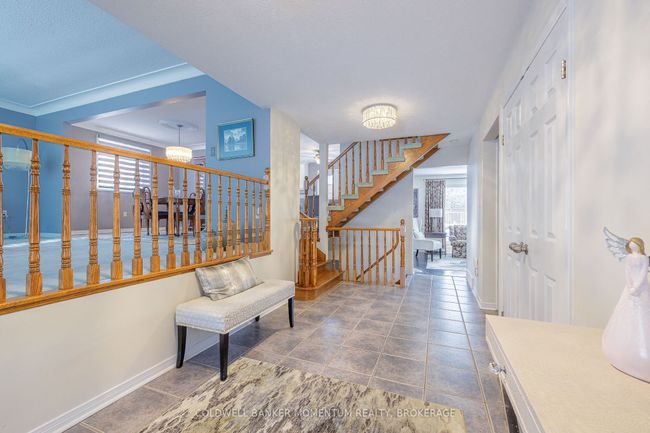 2 Greenvale Crt, House other with 3 bedrooms, 3 bathrooms and 4 parking in Fonthill ON | Image 5