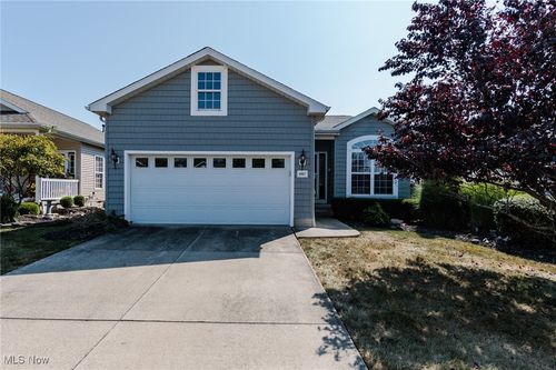 4887 Meadow Lark Dr, Lorain, OH, 44053-1481 | Card Image