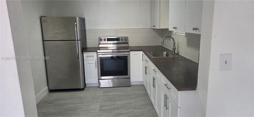 2-2761 Nw 16th Ter, Miami, FL, 33125-2018 | Card Image