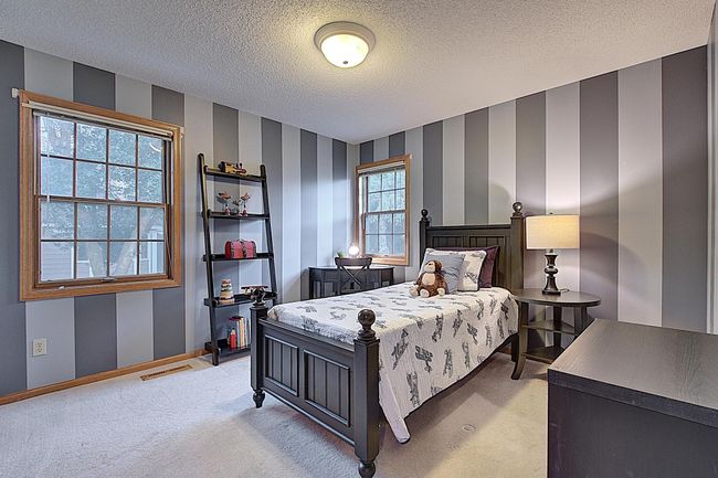 Bedroom 2a (upper-level) | Image 30