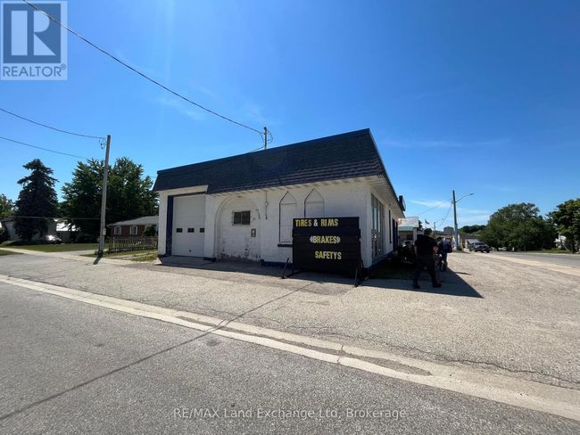 504 Campbell St, Home with 0 bedrooms, 0 bathrooms and null parking in Lucknow ON | Image 9