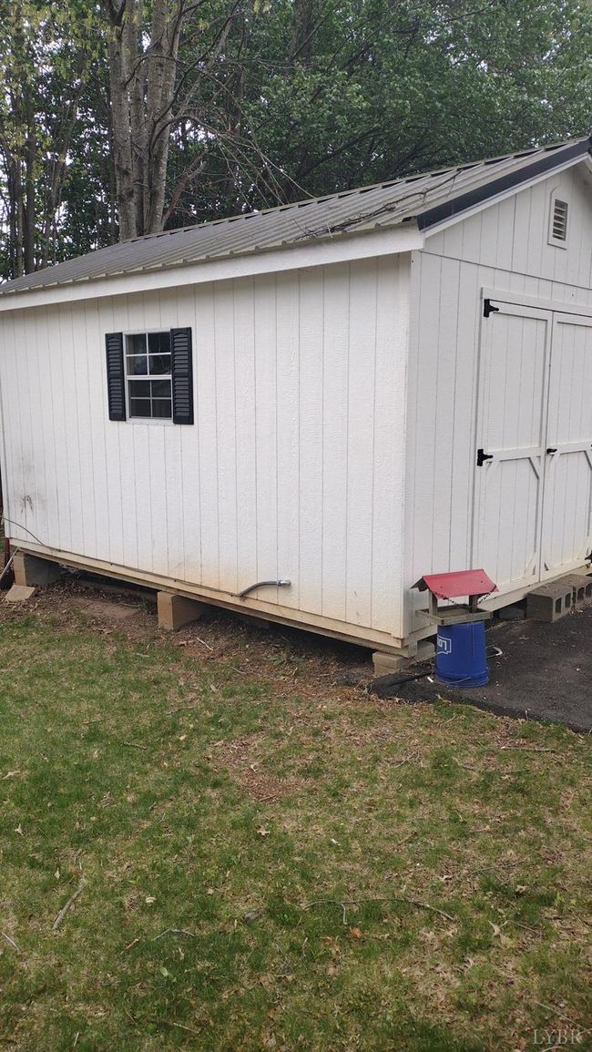 618 Prospect Rd, House other with 3 bedrooms, 2 bathrooms and null parking in Hurt VA | Image 35