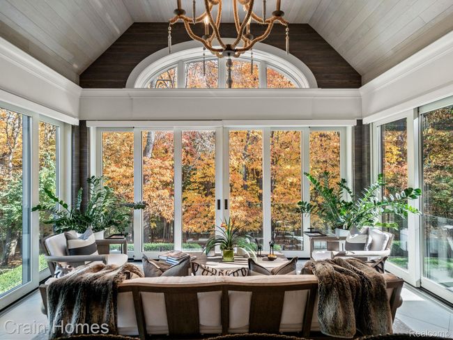 12-web-or-mls-P2908889.jpg | Image 11