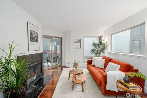 306-711 E Denny Way, Seattle, WA, 98122-2258 | Card Image