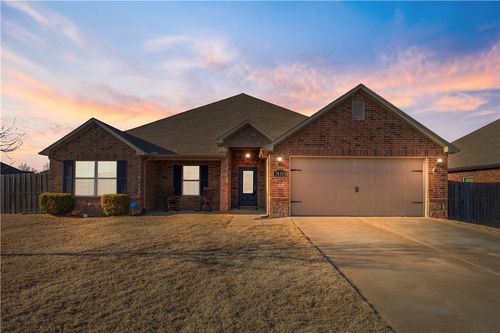 7478 Bellgrove Ave, Springdale, AR, 72762-8482 | Card Image