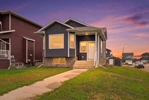 9401 88a St, Grande Prairie, AB, T8X0H2 | Card Image