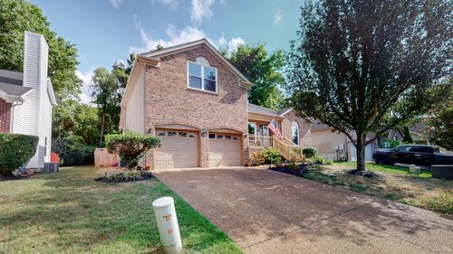 929 Waynewood Ln, Hermitage, TN, 37076-1773 | Card Image