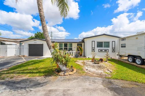 7311 Biltmore Blvd, Miramar, FL, 33023-5966 | Card Image