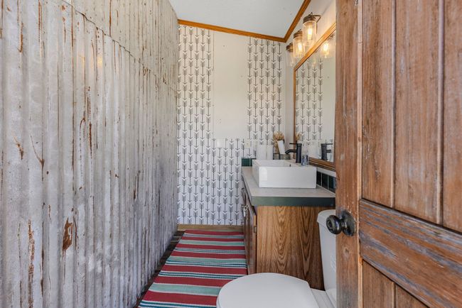 Half bath accessed from the exterior! | Image 38
