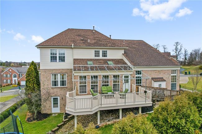 Wow, just gorgeous property on a corner lot. | Image 23