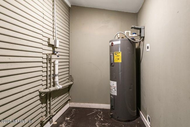 744 Fernway St, House other with 2 bedrooms, 1 bathrooms and null parking in Jacksonville FL | Image 11