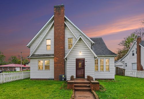 801 Maple Row, Elkhart, IN, 46514-2342 | Card Image