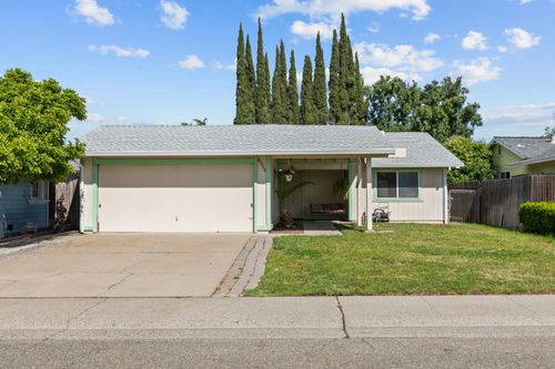 4954 Curve Wood Way, Sacramento, CA, 95841 | Card Image