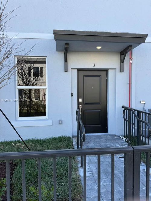 unit-3-15565 Sw 280th St, Homestead, FL, 33032-8666 | Card Image