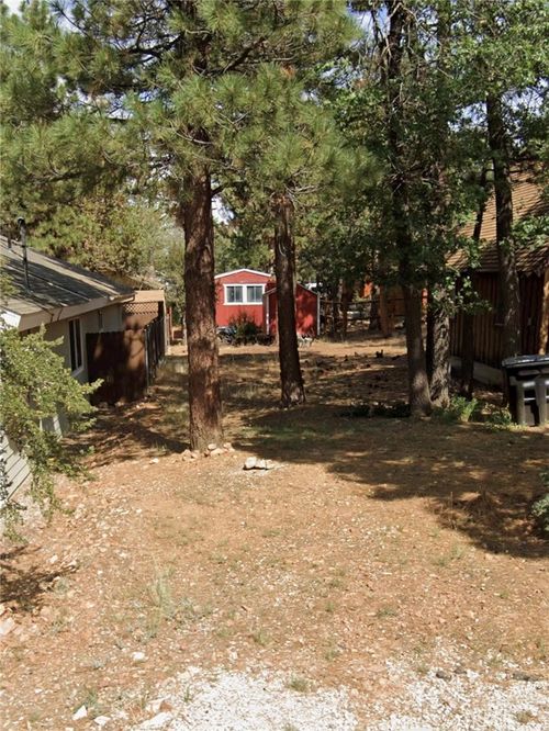 803 San Bernardino Ave, Sugarloaf, CA, 92386-9738 | Card Image