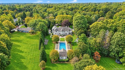 1940 Midlane, Syosset, NY, 11791-9627 | Card Image
