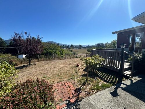 3239 Klein Ln, Hydesville, CA, 95547-9494 | Card Image