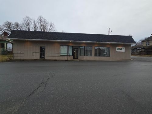 21 Water St, Orleans, VT, 05860-1324 | Card Image