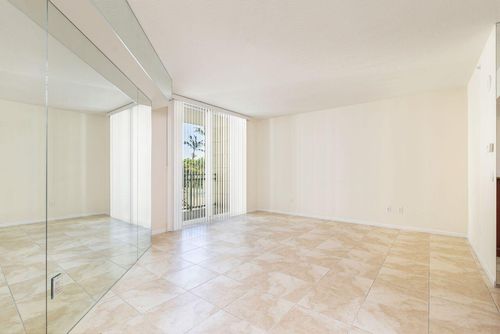 203-403 S Sapodilla Ave, West Palm Beach, FL, 33401-5765 | Card Image