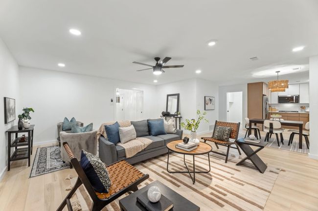 Plenty of space versitile for furnishing. | Image 4