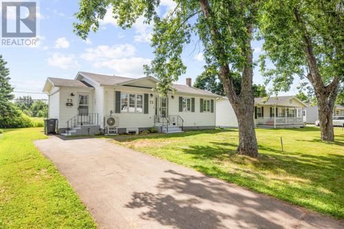 73 Westcomb Cres, Charlottetown, PE, C1C1B7 | Card Image