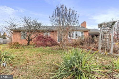 21918 Jefferson Blvd, SMITHSBURG, MD, 21783-2056 | Card Image